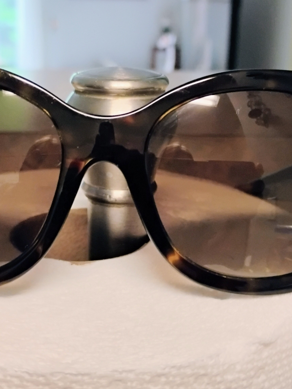 Chanel 5322 Polarized Tortoise Brown Sunglasses,Small Scratch On Left Lens.